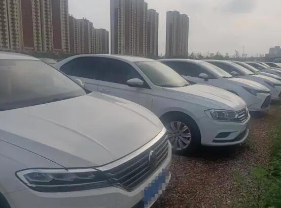 出租網約車普通轎車網約汽車租賃，汽車長期托管，以租代購業務日產、豐田等車輛出租